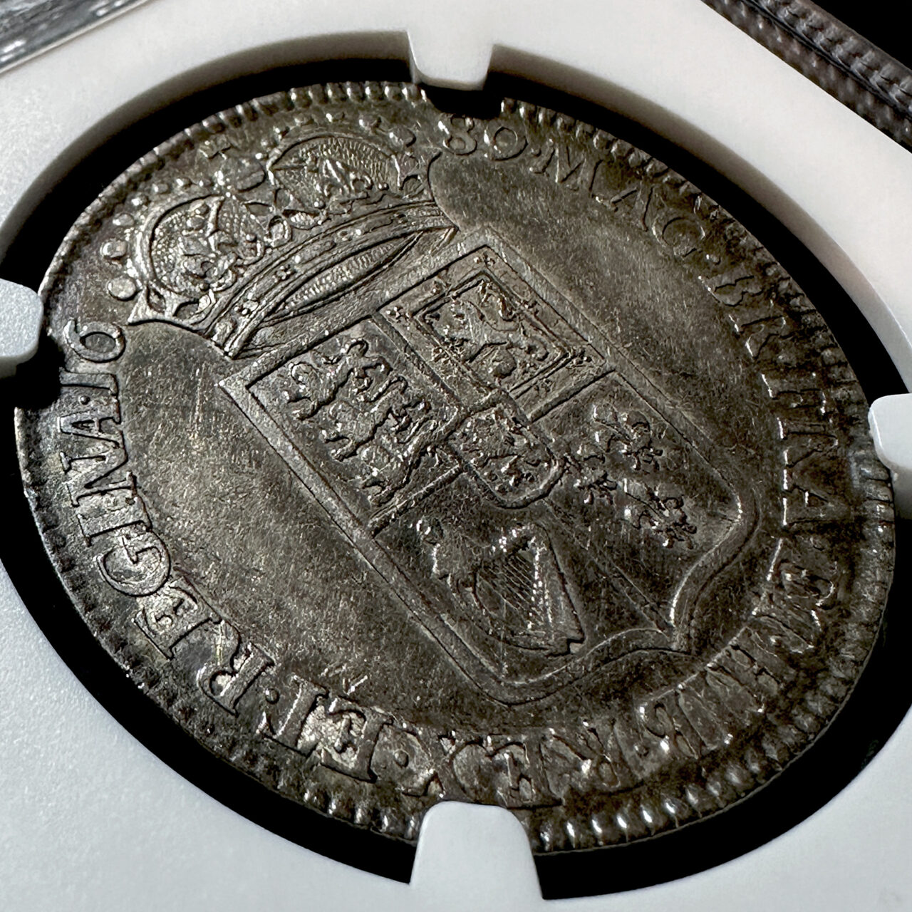 1689年 イギリス 英国 ウィリアム&メアリー ハーフクラウン 銀貨 NGC 