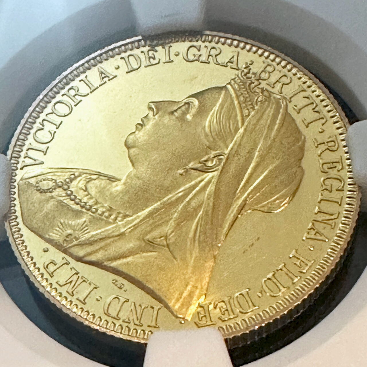 1893年 イギリス 英国 ヴィクトリア女王 ヴェールドヘッド 2ソブリン 
