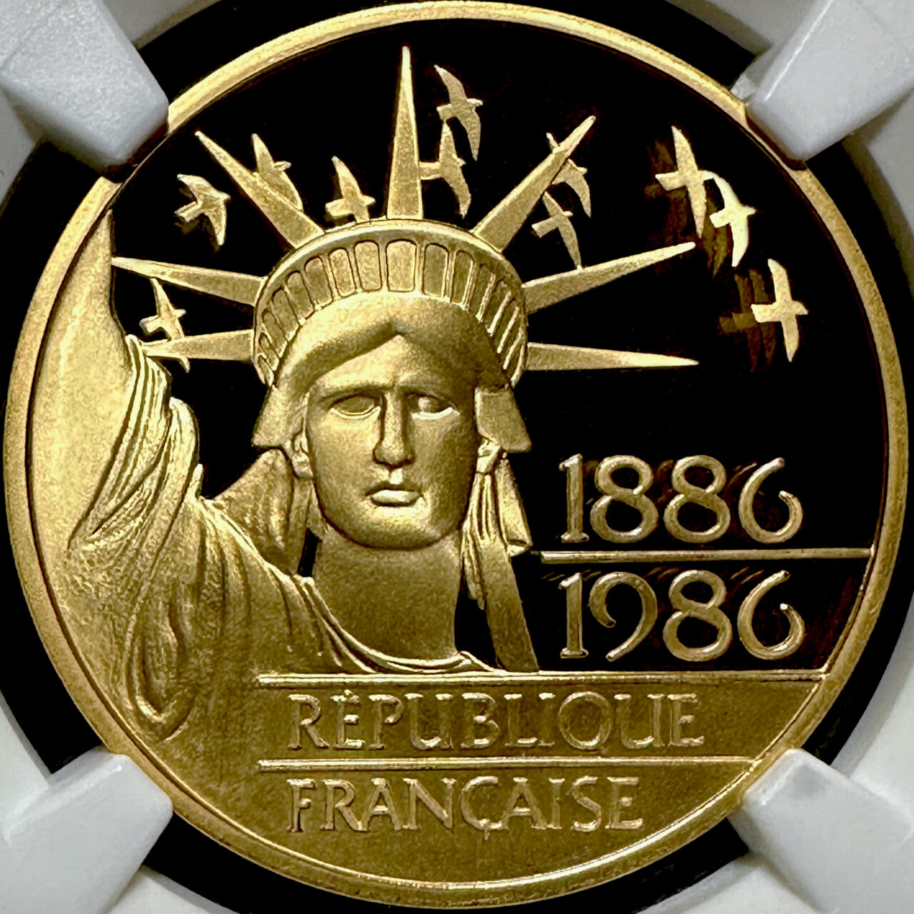 1986年 フランス 自由の女神 リバティー100周年記念 100フラン 金貨 NGC PF70 ULTRA CAMEO - BeEraCoins  NGC,PCGSアンティークコイン投資